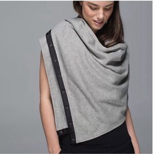 LULULEMON | Vinyasa Shawl | Onesize